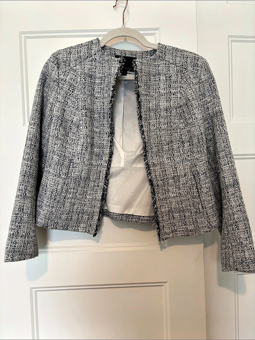 Banana Republic Textured Open Front Blazer in Gray & White